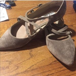 Steve Madden Edggy Suede Flats